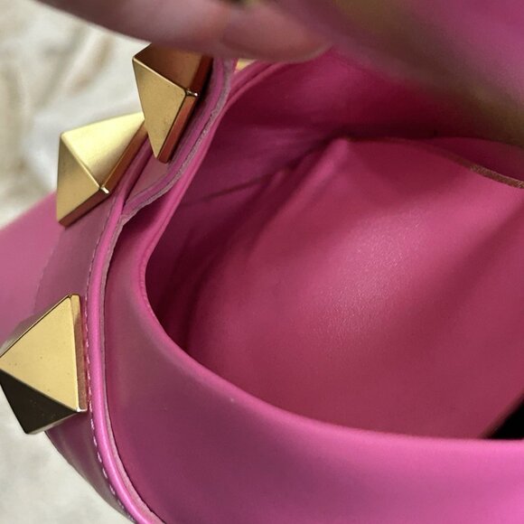 Valentino Pink Roman Stud Pumps Leather - Picture 12 of 16